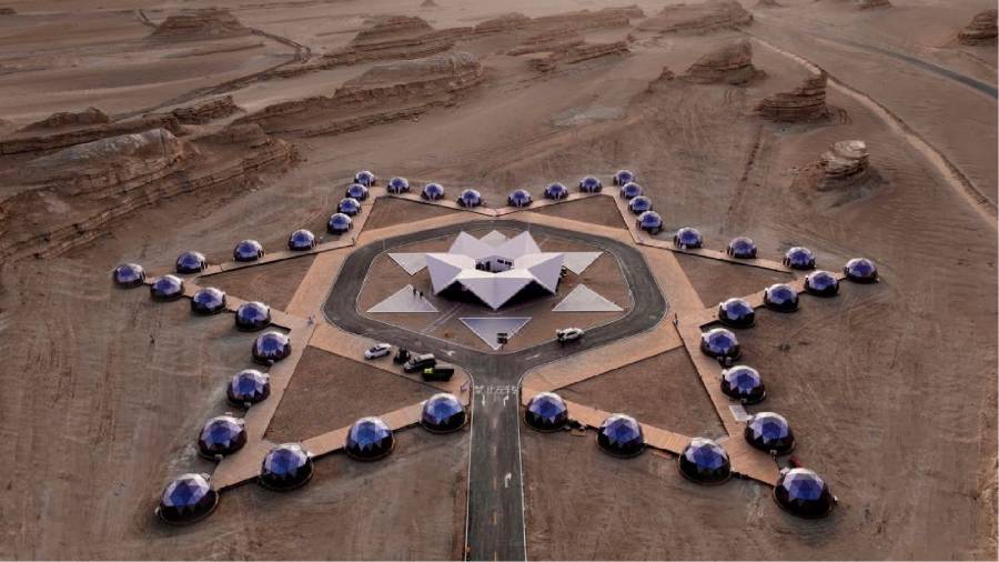 火星移民预演场——模拟外星环境的极端生存训练万荣县户外野奢帐篷实验项目